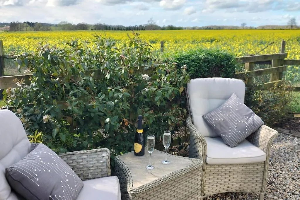 The Granary Thirsk Luxury Holiday Cottage Barn